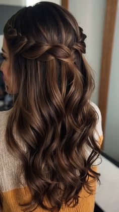 15 Fall Hair Trends to Embrace in 2024: Get Ready for a Hairvolution! - Cheerful Talks Fall Photoshoot Hairstyles, Color Bangs, Sunset Hair Color, Red Hairstyles, Hair Style On Saree, Sunset Hair, Fall Sunset