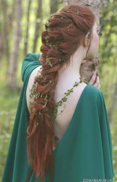 Imagine Festival, Redhead Aesthetic, Viking Braids, Bride Floral, Viking Hair, Fall Hair Color For Brunettes, Short Hairstyle, Fall Hair Color, Women Hairstyles