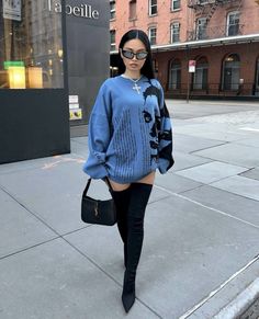 Black Women Winter Fashion Casual, Fall Boujee Outfits, Ugly Sweater Outfit Black Women, Winter B Day Outfit, Cold Baddie Outfits, Outfit Ideas With Long Boots, Luxury Black Women Outfits, Fashion Nova Winter Outfits, Baddie Fashion Aesthetic