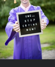 Senior Pictures Honoring Loved Ones, Gamer Senior Pictures, Sr Picture Ideas, Unique Senior Picture Ideas Creative Fun, Funny Graduation Pictures, Senior Pictures Quotes, Baseball Senior Pictures, High School Graduation Photos, Funny Senior Pictures