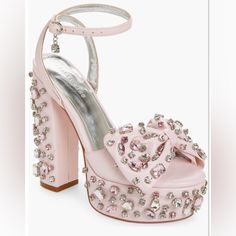 Sparkling Crystals Amp Up The Modern Glamour Of A Bow-Embellished Metallic Platform Sandal Lifted By A Soaring Block Heel. Gold Quince Shoes, Pink And Gold Quince, Quince Shoes, Gorgeous Heels, Pink Fits, Fashion Aesthetics, Cute Heels