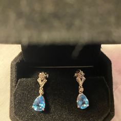 Never Worn Blue Sapphire Earrings Classic Blue Teardrop Earrings, Light Blue Dangle Earrings For Formal Occasions, Blue Sapphire Earrings, Sapphire Earrings, Earrings Color, Blue Sapphire, Color Blue, Sapphire, Jewelry Earrings