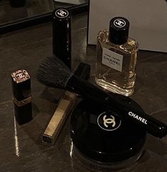 Patchouli Perfume, Chanel Aesthetic, Chanel Perfume, Chanel Beauty, Chanel Makeup, Dark Feminine Aesthetic, Classy Aesthetic, Luxury Aesthetic, Luxury Makeup