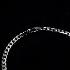 A Classic minimalist stainless steel Cuban Bracelet 4mm Width 316 Stainless Steel Non Tarnish & Water Resistant Hypoallergenic, no Irritation or Green Skin Optional Adjustable Extender Chain Hand Made in the UK O Ring Choker, Gothic Bracelet, Cuban Bracelet, Word Necklace, Gothic Pendant, Green Skin, Bracelet Box, Gothic Earrings, Ring Der O