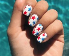 Firework Nail Art, 4th Of July Nail, Patriotic Nails Design, Firework Nails, Star Nail Designs, Nail Art Stripes, Fourth Of July Nails, Star Nail Art, Dot Nail Art