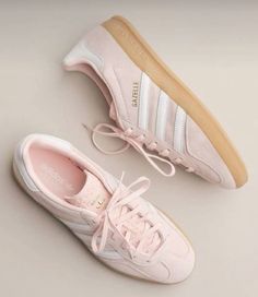 Adidas Gazelle Pink, Pink Gazelles, Adidas Gazelle Indoor, Pretty Sneakers, Skor Sneakers, Dr Shoes, Preppy Shoes, Pretty Shoes Sneakers, Shoe Wishlist