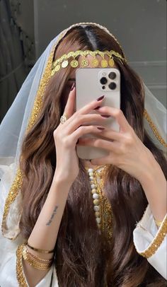 Arabic Outfit, Pretty Black Dresses, Asian Style Dress, Couple Goals Teenagers Pictures, Tight Dress Outfit, Princess Core, Beautiful Pakistani Dresses, Aesthetic Eyes, Girly Dresses