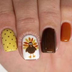 Thanksgiving Nails Design Fall, Fall Toe Nails, Turkey Nails, Simple Fall Nails, November Nails