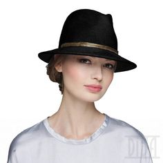 PERFECT FALL-WINTER HEADWEAR This stylish fur felt Fedora takes your style to the next level and creates an aura of charm and elegance around you. This woman's men-style hat sets your fashion on a distinctive note and adds a cultured grace to your persona. Feel like a celebrity, you are the star of the night. The interior is trimmed with grosgrain ribbon. This is very comfortable. You can wear it in fall or winter, anyway, it keeps warm and comfortable. Available in a few colours. Safe & Quick d Winter Headwear, Red Fascinator, Grace To You, Felt Fedora, Church Hats, Winter Hats For Women, Hat For Women, Fascinator Hats, A Celebrity