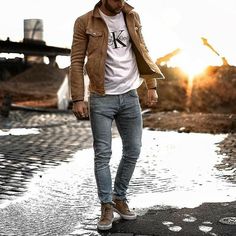 Tan Sneakers, White Calvin Klein, Jean Jacket Men, Shirt Model, Sneakers Men Fashion, Trucker Jacket, Casual Fall Outfits, Casual Style Outfits