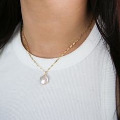 D E T A I L S --♡-- M A T E R I A L S :• 18k Gold Plated over Sterling Silver • Pearl: 12 MM-----------------------♡--------------------SIZE:• 16" + 2" Ext Gold Briolette Necklaces With Cable Chain, Delicate Oval Link Necklace For Gift, White Oval Link Cable Chain Jewelry, White Oval Link Necklace For Anniversary, Gold Jewelry With Cable Chain And Teardrop Shape, Gold Jewelry With Teardrop Cable Chain, Yellow Gold Pearl Necklace With Cable Chain As Gift, Everyday Gold Pearl Necklace With Cable Chain, Gold Plated Cable Chain Jewelry For Wedding