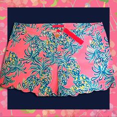 Nwt Lilly Pulitzer Stretch Scallop Shorts For Mixing It Up In Between Your Favorite Lilly Looks, -The Scalloped Hem Short Brings A Fun Look With The Cute, Unique Detail And A Hint Of Stretch For Comfort!! *Zip-Fly Short With Scalloped Hem. *Vintage Dobby (98% Cotton, 2% Elastine) All Sales Final No Returns Pink Fitted Pajama Shorts, Pink Fitted Short Pajama Shorts, Pink Beachwear Pajama Shorts, Pink Pajama Shorts For Vacation, Pink Short-length Pajama Shorts For Vacation, Pink Short Length Pajama Shorts For Vacation, Myrtle Green, Mermaid Cove, Scalloped Shorts