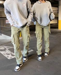 Streetwear Matching Outfit, Couple Baggy Outfit, Matching Streetwear Outfits, Matching Fits Couples Streetwear, Streetwear Couple Outfit, Boyfriend Outfit Men Aesthetic, Street Couple Aesthetic, Matching Streetwear Couple, Boyfriend Style Outfits Men