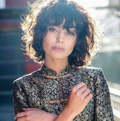 Haircut Curly, Curly Hair With Bangs, Curly Bob Hairstyles, Dirty Dancing, Trending Hairstyles, Haircuts With Bangs, Medium Hair Cuts