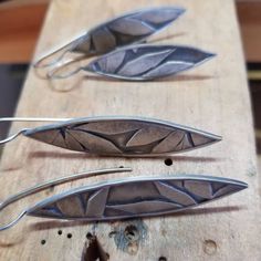 Heather Munion Jewelry on Instagram: “Earrings in progress! Fused sterling silver. #workinprogress #wip #earrings #earringsoftheday #ladysmith” Fused Silver Jewelry, Handmade Jewelry Earrings, Polymer Crafts, Artistic Jewelry, Handmade Earrings, Jewelry Art, Jewelry Inspiration, Heathers, Silver Earrings