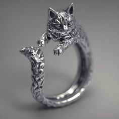 Vintage Styled Cat Ring With A Wrap-Around Open Design. Easily Resizable.Perfect Gift For Cosplay, Halloween, Christmas, Handmade Item, Please Allow 7-10 Day To Ship Out 925 Sterling Silver Unisex Ring Hypoallergenic This Piece Is Water Resistant. Why Not Waterproof? Because Only Solid Gold Is 100% Waterproof - We Always Keep It Real With You. So, If You Accidentally Wore It In The Shower Or Fell Into The Pool. No Need To Panic! Still, The Less Exposure To Water And Harsh Elements, The Better. Kitten Ring, Silver Cat Ring, Vintage Man, Mens Rings Fashion, Yellow Jewelry, Lace Earrings, Cat Ring, Gothic Rings, Animal Rings