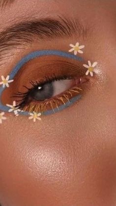 Hippie Makeup, 70s Makeup, Cute Halloween Makeup, Flower Makeup, Face Art Makeup, Pinterest Ideas, Colored Eyeliner, Creative Makeup Looks, Eye Makeup Art