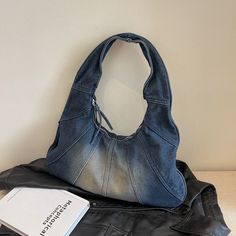 Vintage Denim Retro Design Luxury shoulder Bag SIZEBag:(Width)43cm * (Height)2cm *(thick)3cmNote: 1 Inch=2.54 CM; 1 CM=0.39 Inch , Due to different batches, bag's liner may be different. Fashion designer and good price, please rest assured purchase. ( All pictures are actual photos. But due to the different light and monitor setting, minor color difference maybe exist. Thank you for understanding. ) Jeans Purse, Designer Travel Bags, Denim Retro, Jean Purses, Denim Shoulder Bags, Trendy Denim, Denim Tote Bags, Handbags And Purses, Denim Tote