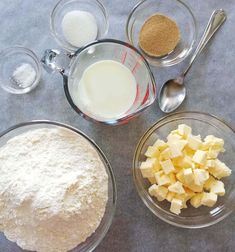 the ingredients for this recipe are in bowls