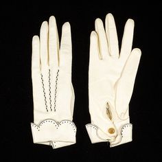 J. Thorpe | Gloves | French | The Met Gloves Vintage, Gloves Fashion, Cold Weather Gloves, Wedding Gloves, 1930s Fashion, Womens Gloves, Leather Gloves