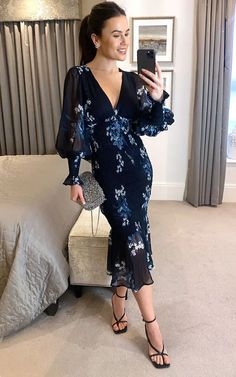 Floral Print Bodycon Style Long Sleeve Dress | URBAN TOUCH | SilkFred Inlaws Dinner Outfit, Long Sleeve Occasion Dress, Mother Outfits Casual Classy, December Wedding Guest Dress Long Sleeve, Long Sleeve Wedding Dress Guest, Muslim Wedding Guest Outfit, Wedding Guest Outfit Winter Classy, Blue Floral Dress Outfit, Autumn Wedding Guest Dress