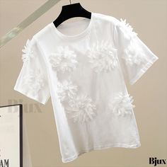 Bjux - Round Neck Short Sleeve Shirt with 3D Flower Design and Stylish Color Block Pattern Plants And Flowers, Patchwork Designs, Pattern Blocks, Blouse Styles, Olivia Mark, Pure Color, Short Sleeve Blouse, Types Of Collars, Round Neckline