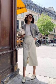 50+ Elevated Corporate Outfits for the Perfect Business Casual Chic Vibe Work Outfits Women Professional, Corporate Outfits, Office Outfits Women, Style Finder, Capsule Outfits, Fashion Capsule, Classy Casual Outfits, Stylish Work Outfits