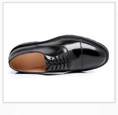 Elegant cow leather men's dress shoes with a round toe, designed for sophistication and lasting comfort. Black Closed Toe Lace-up Business Shoes, Black Lace-up Business Shoes With Closed Toe, Black Closed Toe Lace-up Shoes For Business, Black Plain Toe Dress Shoes For Office, Black Almond Toe Oxfords For Business Casual, Oxford Lace-up Closed Toe Business Shoes, Business Casual Oxfords With Round Toe, Oxford Dress Shoes For Office With Round Toe, Office Oxford Dress Shoes With Round Toe