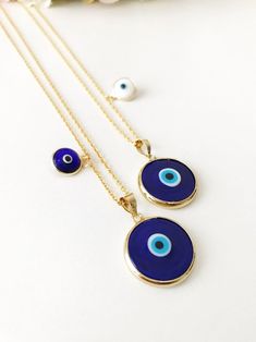 Evil Eye Round Pendant Necklace Gift, Evil Eye Round Pendant Jewelry Gift, Handmade Blue Charm Necklaces For Gifts, Spiritual Beaded Necklace With Adjustable Chain As Gift, Handmade Blue Charm Necklace For Gift, Spiritual Round Glass Jewelry, Round Glass Jewelry For Gifts, Evil Eye Round Jewelry Gift, Round Evil Eye Jewelry Gift