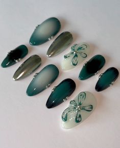 Bday Nails, Art Deco Nails, Pretty Hands, Dope Jewelry, Manicure Set, Green Nails, Beauty Nails, Pretty Nails