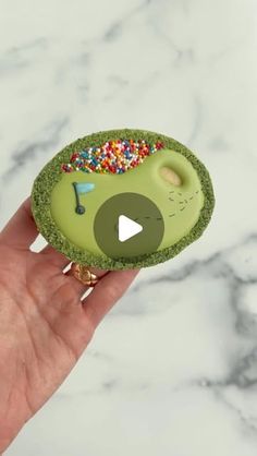 Laura Luk | Atlanta Custom Cookies on Instagram: "He had a tee time booked before I could finish editing this reel 🏌️‍♂️ Happy Father’s Day, golfing Dads

#fathersday 
#fathersdaygifts 
#fathersdaycookies 
#golfcookies 
#golfdad 
#edibleart 
#cookiedecorating"