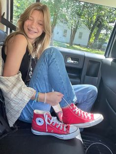 Red Chucks Outfit, Chucks Outfit, Red Converse Outfit, Red Chucks, Converse Outfit, Aesthetic 2024, Converse Red, Red Converse