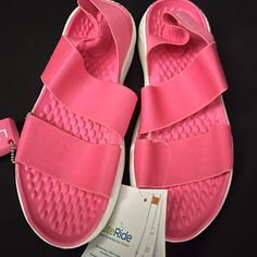 New Womens Crocs Literide Stretch Sandals Hot Pink Size 6 W Pink Sport Sandals With Textured Footbed For Summer, Lightweight Pink Synthetic Sandals, Pink Lightweight Sandals With Round Toe, Lightweight Pink Sandals With Round Toe, Lightweight Pink Sandals For Vacation, Lightweight Pink Vacation Sandals, Lightweight Pink Sandals For Summer, Pink Lightweight Open Toe Sandals, Pink Sandals With Arch Support For Spring