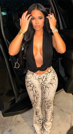 Jeans And Heels Outfit Black Women, Brunch Outfit Black Woman, Solarpunk Fashion, Boujee Outfits, Vegas Outfit, Pic Pose, Fall Fits, Pinterest Outfits