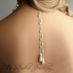 Winter Bridal Jewelry, Diy Pearl Necklace, Beautiful Bridal Jewelry, Studio Jewelry, Bridal Pearl Necklace, Bridal Accessories Jewelry, Wedding Items, Pearl Jewelry Wedding, Bridal Fashion Jewelry