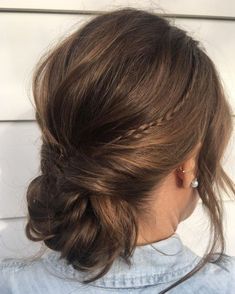 Prom Hair Medium Length, Grad Hairstyles, Medium Length Updo, Prom Hair Medium, Easy Updo, Bridesmaid Hair Medium Length, Easy Updo Hairstyles, Bridesmaid Hair Makeup, Ball Hairstyles