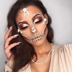 Easy Halloween Makeup Looks, Easy Halloween Makeup, Halloween Nails Diy