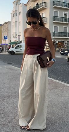 Strapless Top Outfit, August Outfits, Rome Outfits, Casual Chic Summer, Outfit Work, Chic Summer Outfits, Outfits Classy, Europe Outfits, Classy Style