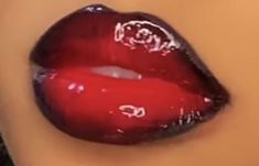 Black Lip Gloss Aesthetic, Dark Glossy Lips, Dark Lip Liner And Gloss, Lip Combinations, Glossy Lips Makeup, Lip Combos, Makeup For Black Skin, Lip Makeup Tutorial, Brown Skin Makeup