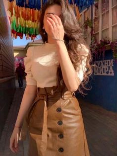 Skirt And Top Western, Freshers Party Outfit, Knee Length Skirt Outfit, Stylish Modest Outfits, Workplace Fashion, Cute Modest Outfits, Casual College Outfits, Chique Outfits, Everyday Fashion Outfits