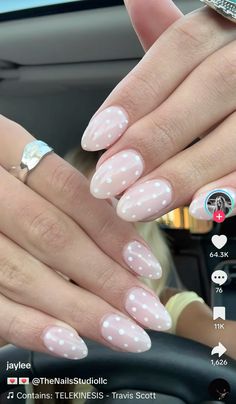 Nails Basic, Fall Nail Inspo, Dot Nails, Summery Nails, Polka Dot Nails, Basic Nails, Casual Nails, Dots Nails, Pretty Nail Art