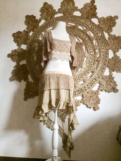 "a leaf inspired raw woodland ensemble with a crochet lace top, a muslin and lace skirt as well as a linen vest with applications... Please feel free to contact me in any case or follow the journey beyond nature creations... @ fb and insta From my \"dancing with the wood soul\" collection goldig blinzeln die Sonnenstrahlen durch die Baumkronen auf den sanften und weichen Moosteppich, der seine magische Kraft mit wilden Efeuranken und zarten Farnblättern entfaltet..." White Goddess Dress, Beach Tunic Dress, Skirt And Vest, Linen Vest, Long Slip Dress, Crochet Lace Top, Ceremony Dresses, Lace Dress Vintage, Goddess Dress