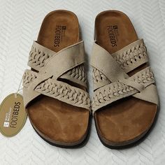 New With Tag White Mountain Footbed Slip-On Comfort Sandals Size 9 In Tan Color Woven Suede. Beige Slip-on Flip Flops With Cushioned Footbed, Comfortable Beige Open Toe Footbed Sandals, Beige Leather Footbed Sandals For Beach, Beach Mules With Arch Support And Round Toe, Round Toe Mules With Arch Support For Beach, Beige Comfortable Synthetic Footbed Sandals, Comfortable Beige Synthetic Footbed Sandals, Beige Slip-on Footbed Sandals With Textured Footbed, Comfortable Beige Footbed Sandals With Textured Footbed