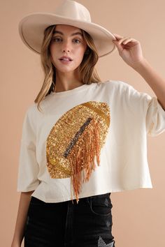 EMBELLISHED SEQUIN FOOTBALL FRINGE CROP T-SHIRT Cropped Tees, Fringe Tshirt, Graphic Crop Top, Cropped Tee, Jeans Size Chart, Tall Women, Dress Size Chart, Football Shirt, Crop Tshirt