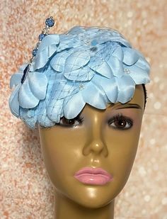 Rhinestone Hat, Blue Veil, Tee Party, Large Brim Hat, Mail Gifts, Types Of Hats, Flower Fascinator, Tea Party Wedding, Light Blue Flowers