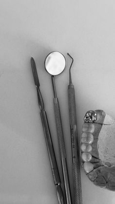 Dental Therapist Aesthetic, Dentistry Student Aesthetic, Dentist Aesthetic Art, Dentist Vision Board, Dental Student Aesthetic, Dentistry Motivation, Dental Hygiene Aesthetic, Dentist Student