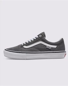 Skate Old Skool Shoe Vans Gray Sneakers For Skateboarding, Urban Gray Skate Shoes For Skateboarding, Classic Gray Skate Shoes For Streetwear, Silver Vans Low-top Sneakers, Silver Low-top Vans Sneakers, Vans Store, Jane Clothing, Vans Logo, Platform Mary Janes