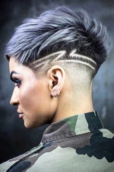 Short Pixie With Undercut Design #undercutpixie #pixiehaircut #undercut #haircuts STYLE OK FOR ME, BUT...I´d change the colour Short Pixie With Undercut, Pixie With Undercut, Undercut Design, Shave Designs, Shaved Designs, Undercut Designs, Pixie Cut With Undercut, Haircut Designs