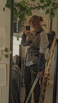 #fashion #fairygrunge #aesthetic #rings #jewelry #cryptidcore  #cryptidhunter #hair #middlepart #grunge #guitar #cryptid #metal #music #headphones  #swordsman #sword Link Cosplay, Middle Parts, Fairy Grunge, Aesthetic Bedroom, Fun Decor, Cool Outfits, Pins, Clothes Design