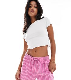 Petite by Stradivarius Short cut to summer style Stripe design Mid rise Elasticated drawstring waist Regular fit Pink Cropped Loungewear Bottoms, Pink Cropped Bottoms For Loungewear, Casual Cropped Shorts For Beach, Casual Cropped Beach Shorts, Trendy Cropped Pink Bottoms, Winter Party Dress, Short Cut, Long Sleeve Floral Dress, Satin Slip Dress